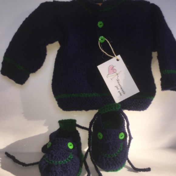 NWT  made in Europe - Artisan Baby set for 6-9mo - Picture 2 of 4